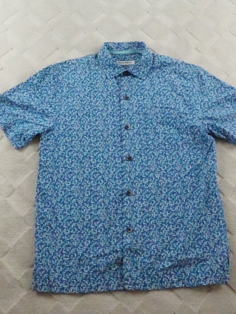 Tommy Bahama Button Up Shirt Mens Small Geometric Print 100% Silk